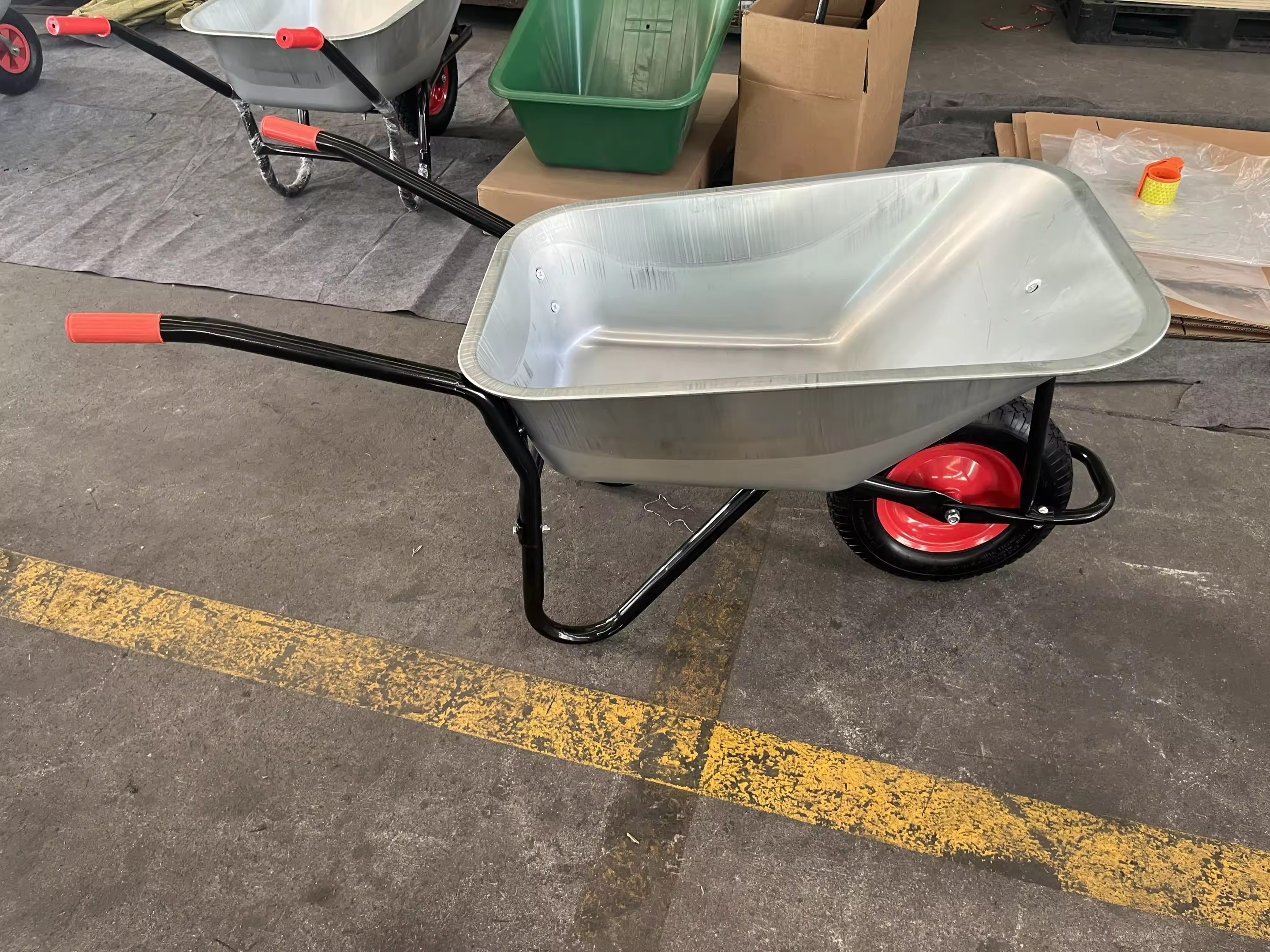 cheap wheelbarrow