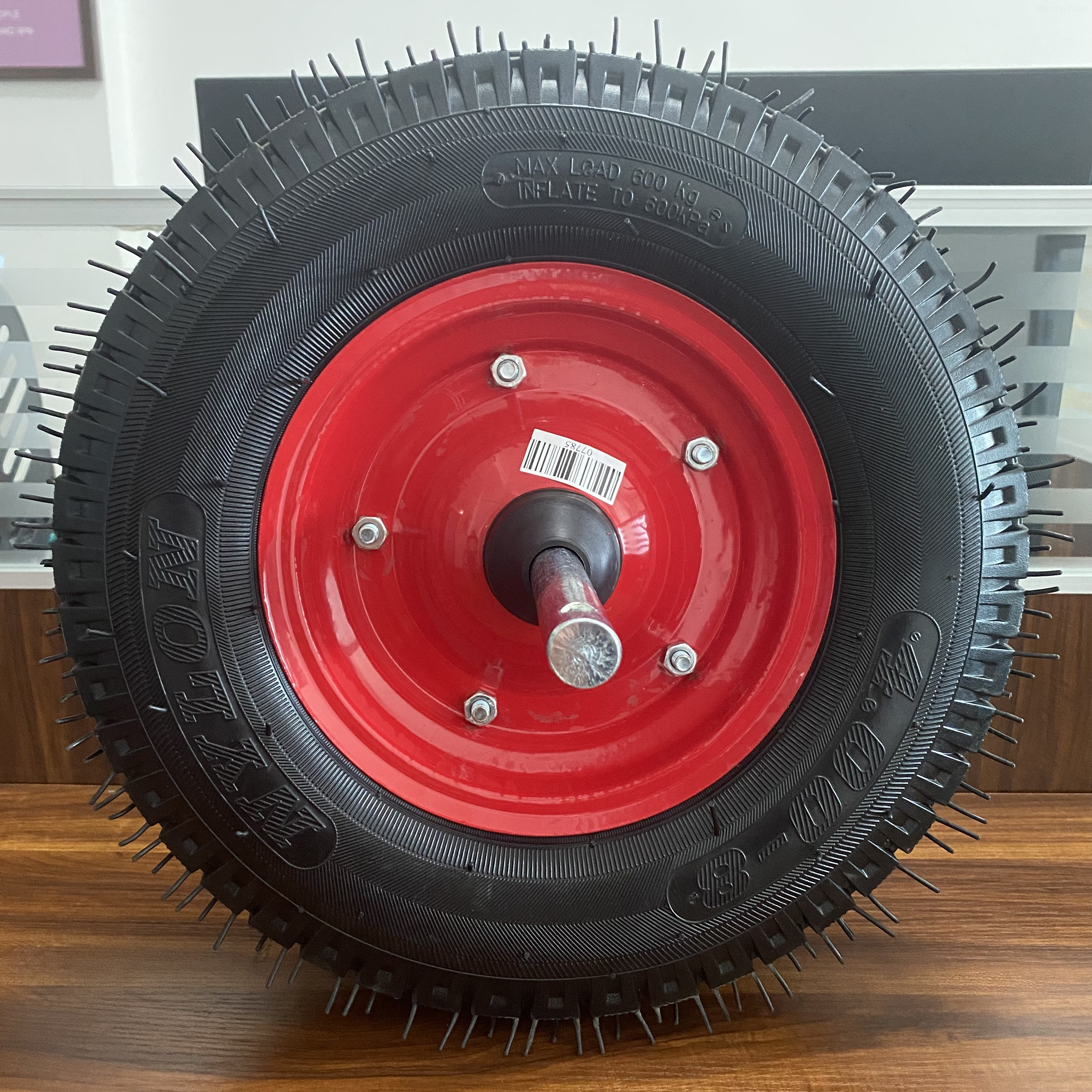 Maysun Factory Direct 4.00-8 8PR Pneumatic Rubber Wheelbarrow Wheel with Central Hub Material Handling Equipment Parts